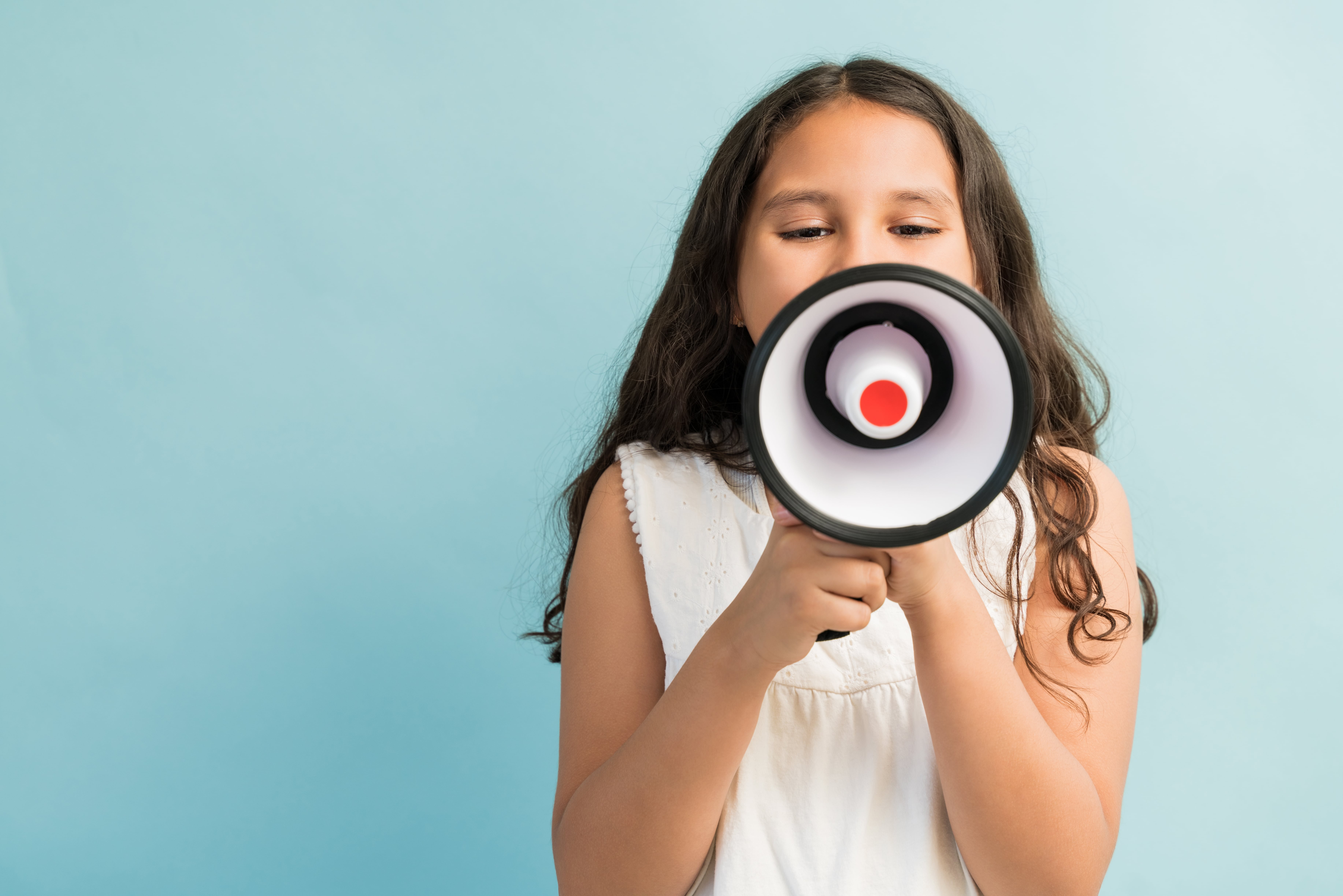 5 Easy and Effective Ways To Improve Public Speaking For Kids